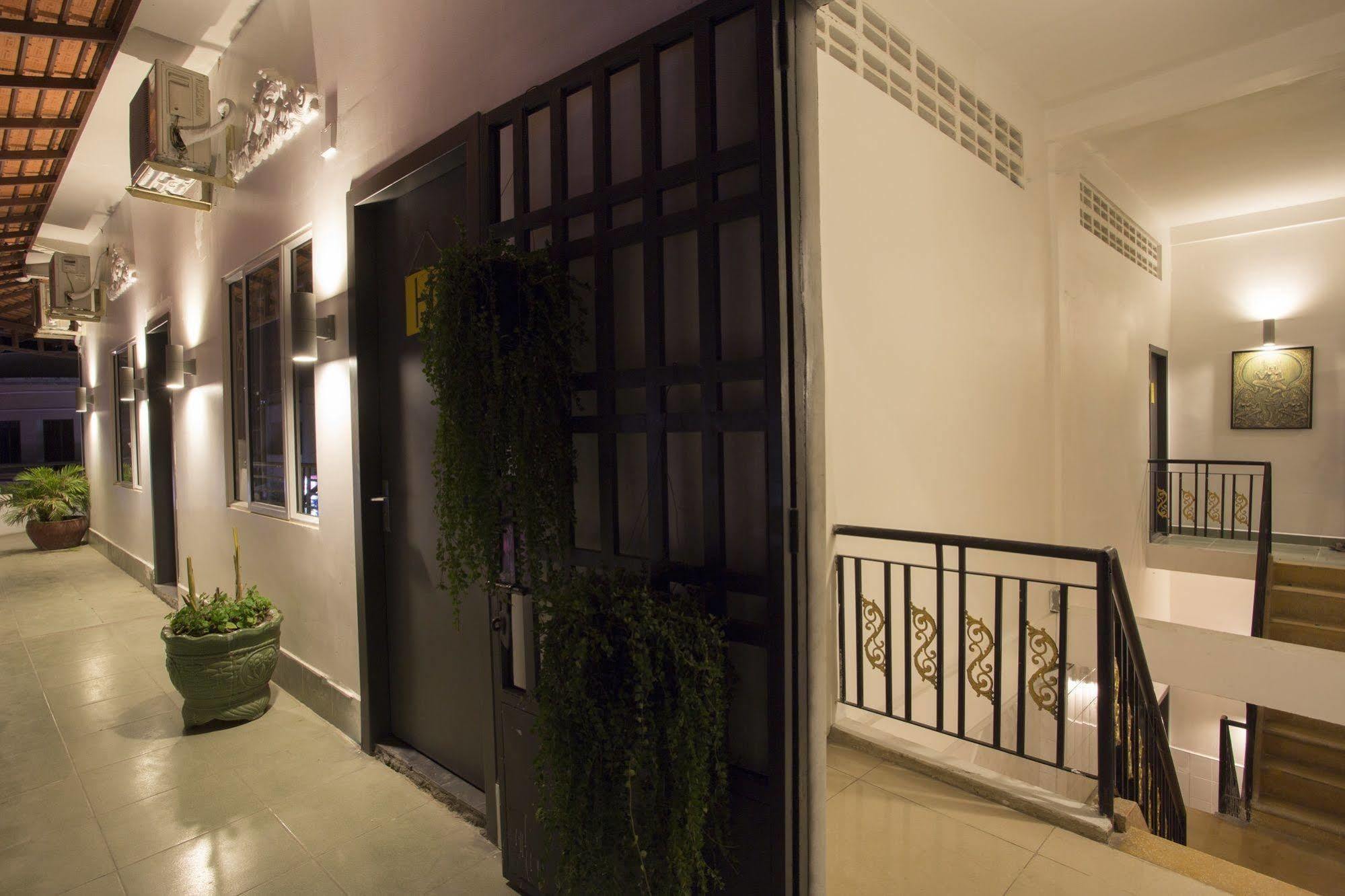 Rachana Hostel Пном Пен Екстериор снимка