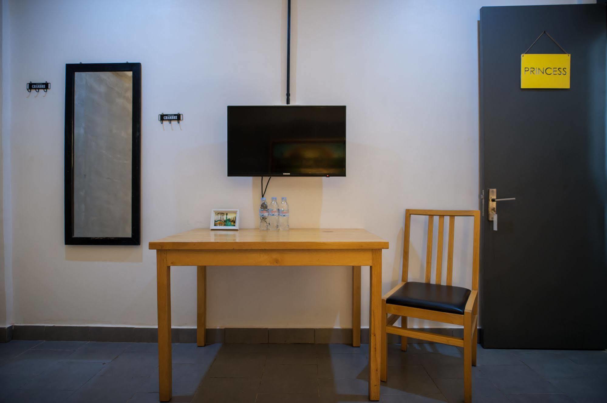Rachana Hostel Пном Пен Екстериор снимка
